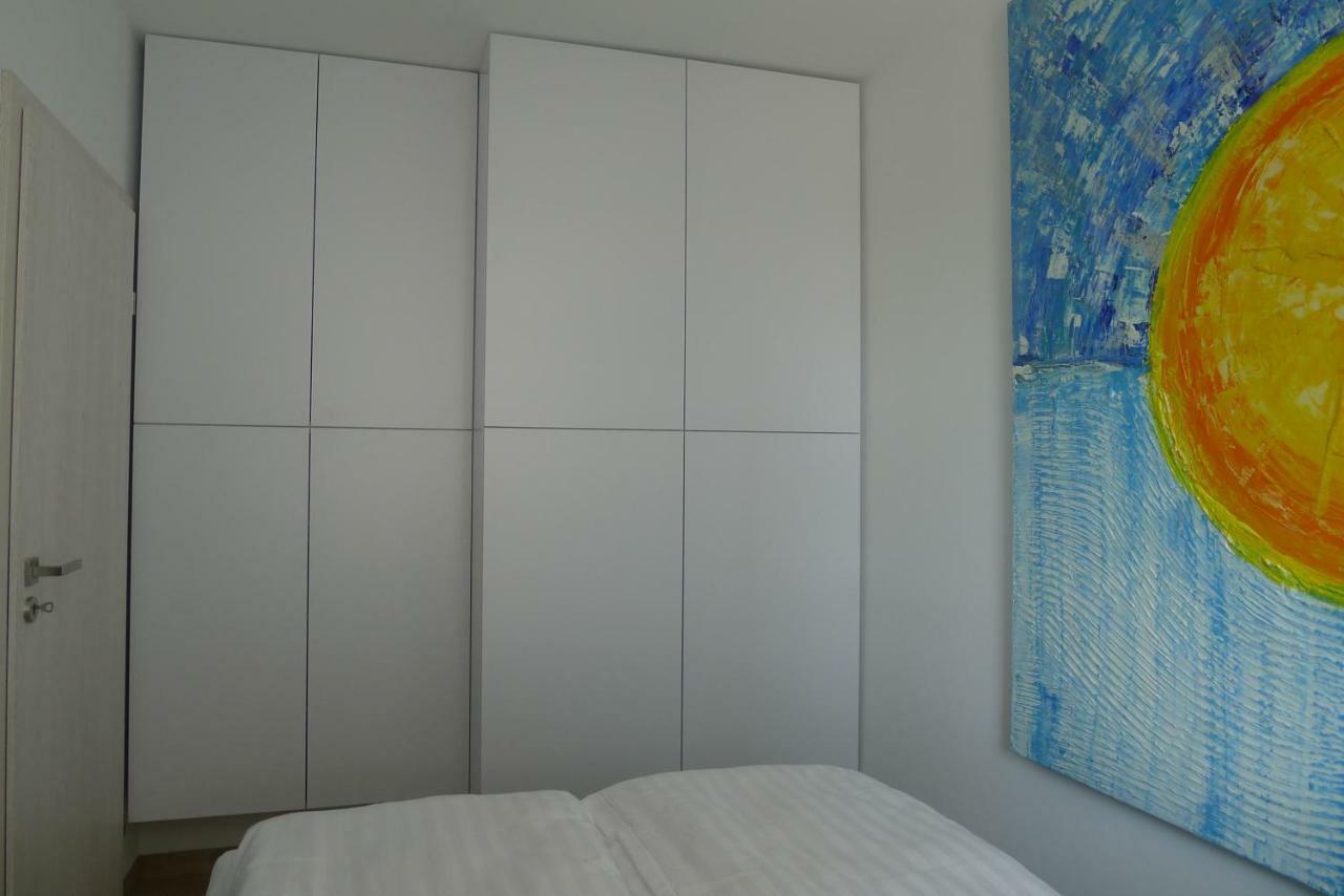 Impresja 42 Apartament Z Garazem Kolobrzeg Exterior photo