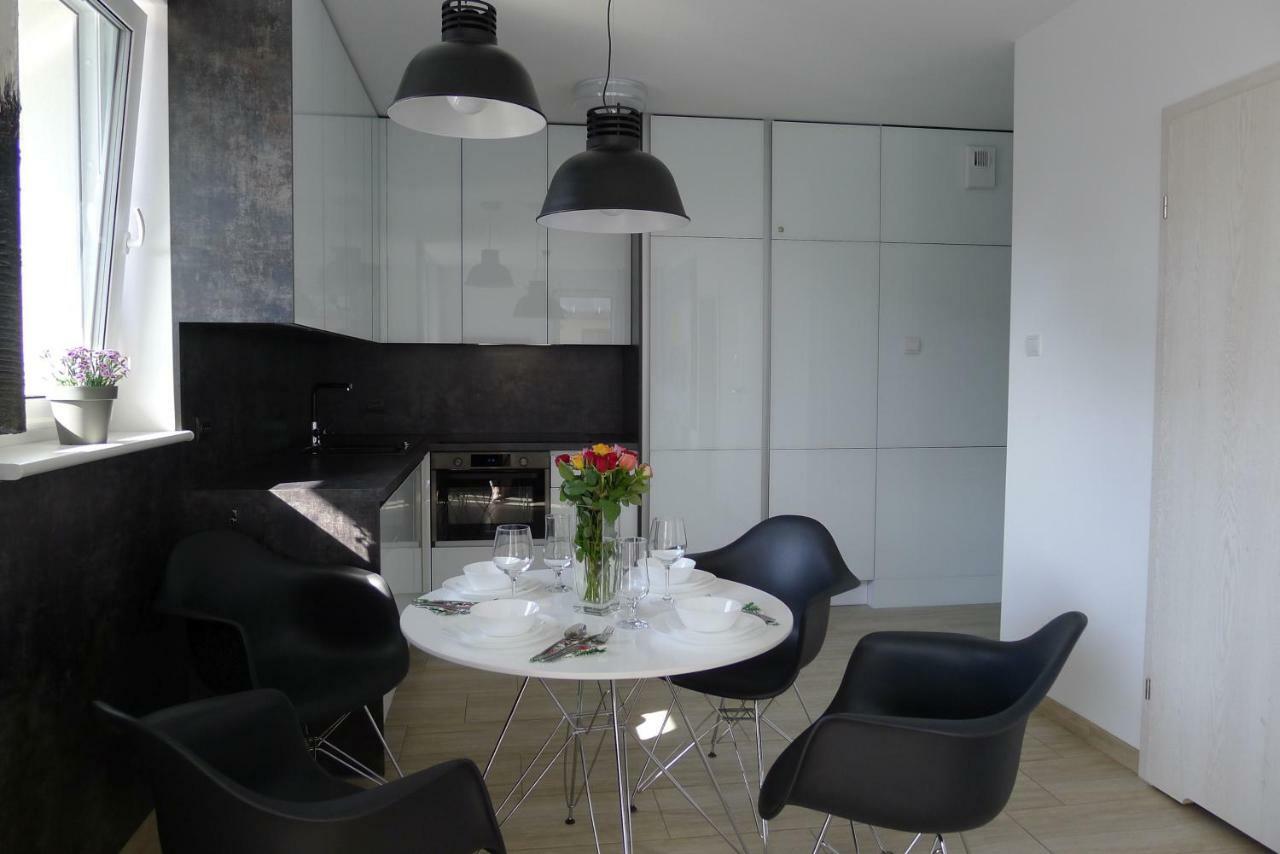 Impresja 42 Apartament Z Garazem Kolobrzeg Exterior photo