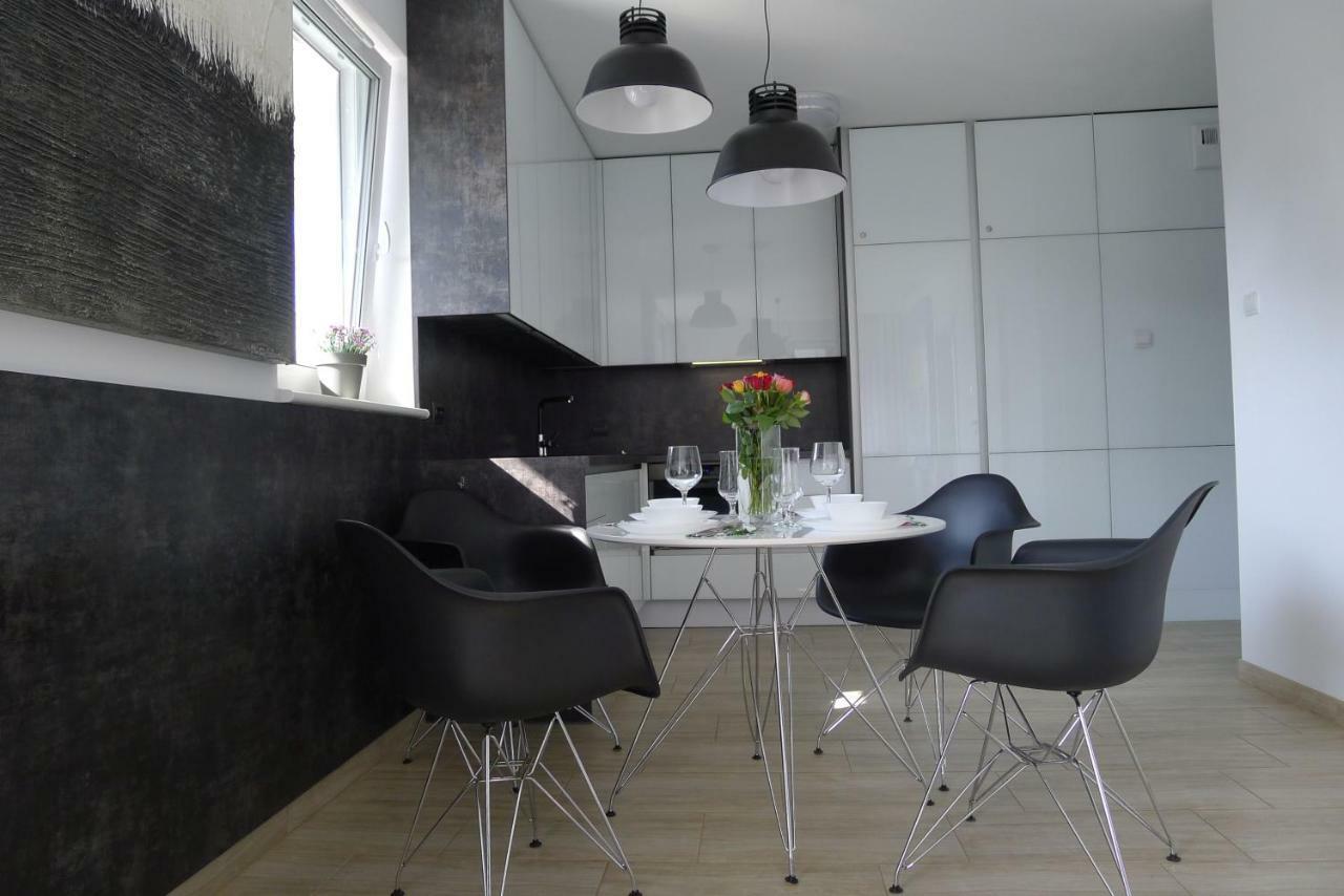 Impresja 42 Apartament Z Garazem Kolobrzeg Exterior photo