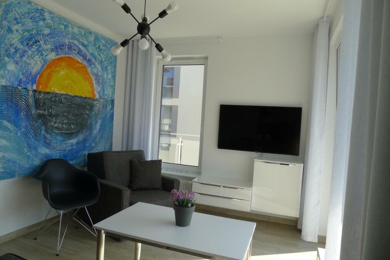 Impresja 42 Apartament Z Garazem Kolobrzeg Exterior photo